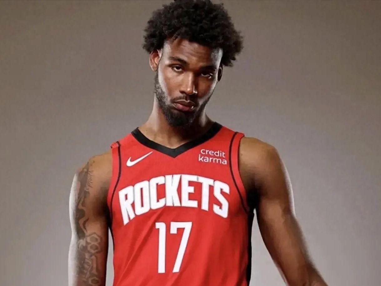 星空体育app-火箭交易传新消息！3名主力被求购，无意补强控卫，名嘴担忧前景